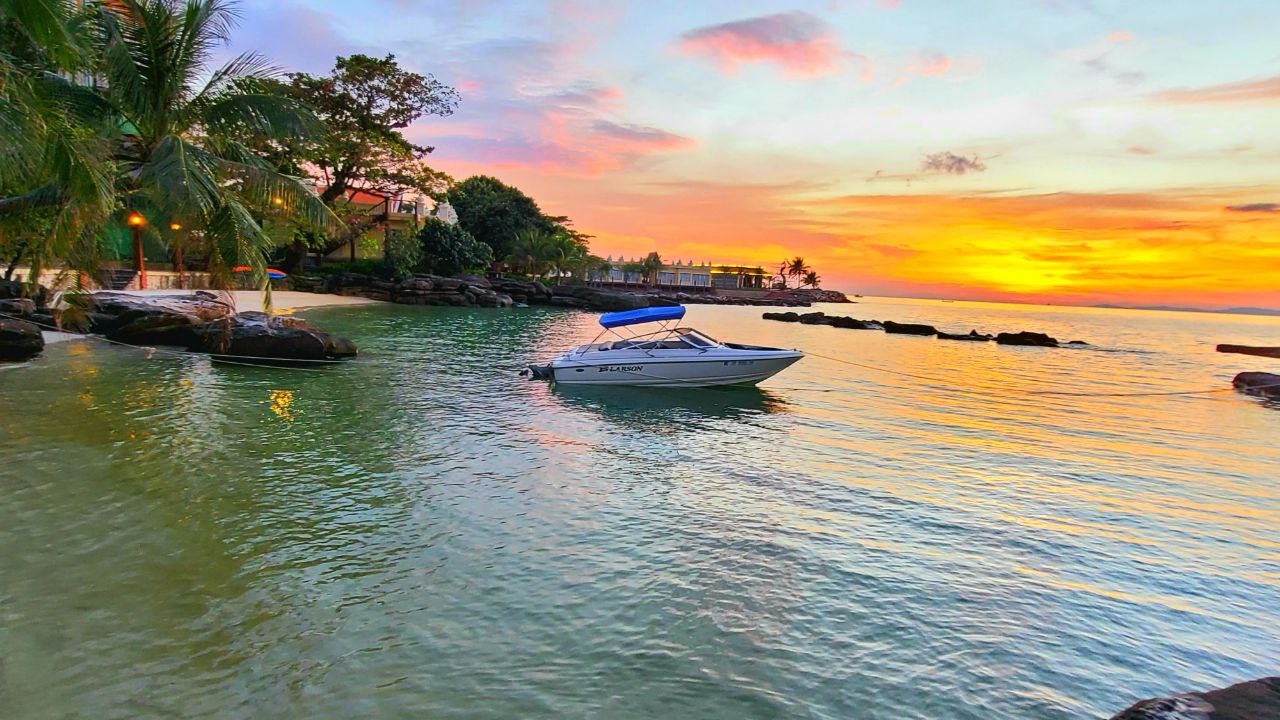 Sunset boat and sea view at Sihanoukville