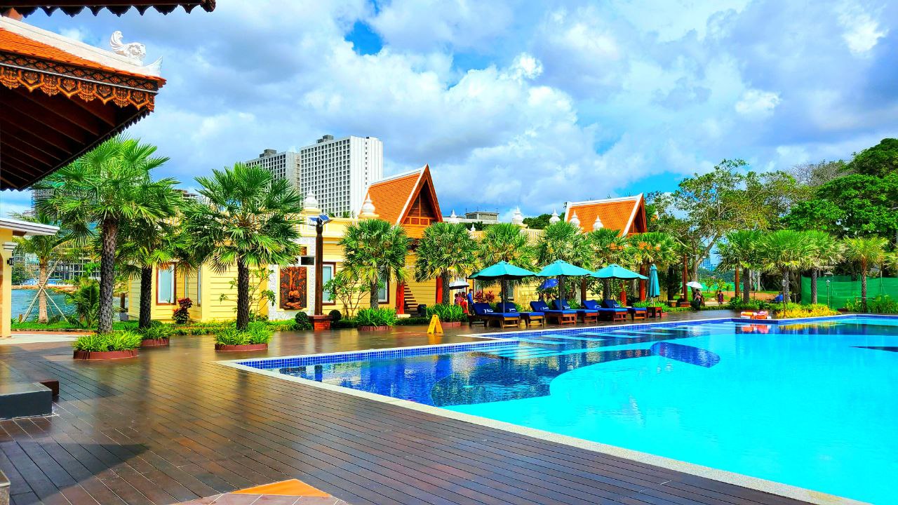 Pool and event space at Try Palace Resort Sihanoukville